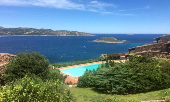 Capo Coda Cavallo Apartment | SAN TEODORO PUNTA EST GIARDINO VISTA MARE
