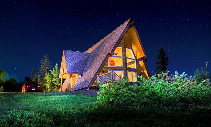Silver Bay House | Sanctuary on the North Shore of Lake Superior
