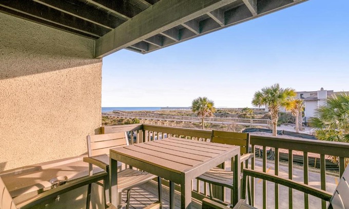 Fernandina Beach Apartment | Sand Dollar Villas 109