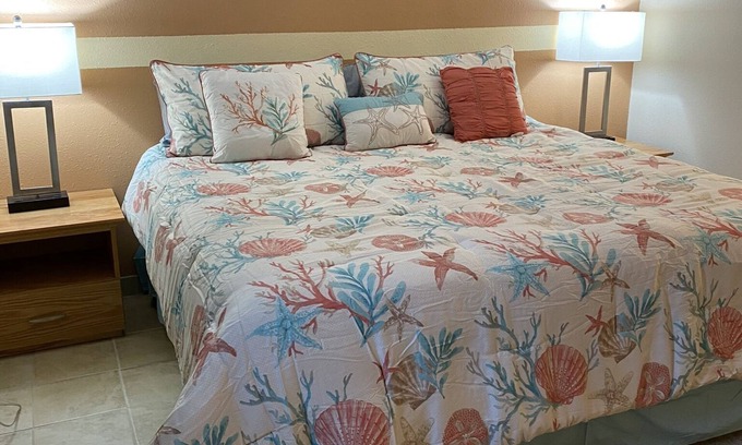 Lincoln City Condo | Sandpiper Suite 307