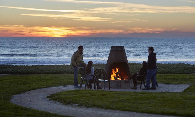San Simeon Hotel | Sands by The Sea