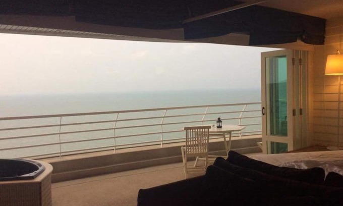 Cha-am Apartment | Sandy Beach E18