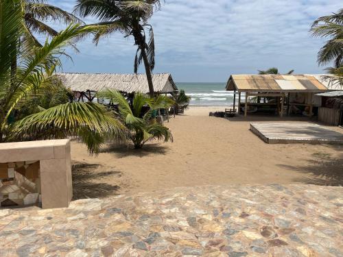Teshie Resort | Sango beach