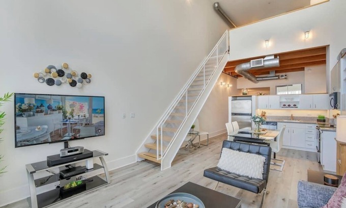 The Villas Condo | Santana Row Properties #6 - Silicon Valley Getaway