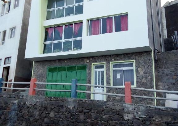 Ribeira Grande Apartment | Santos Medina