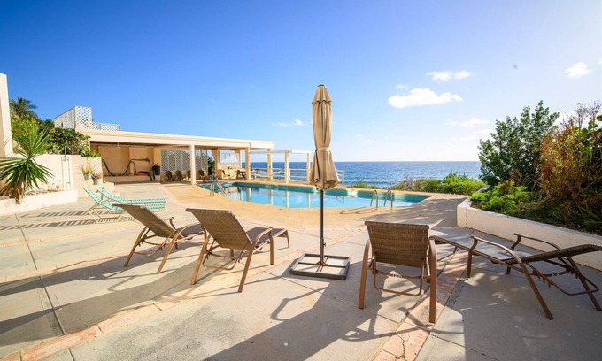 Grapetree Apartment | Sapala 2 - Oceanfront Poolside Apt w/Shared Pool