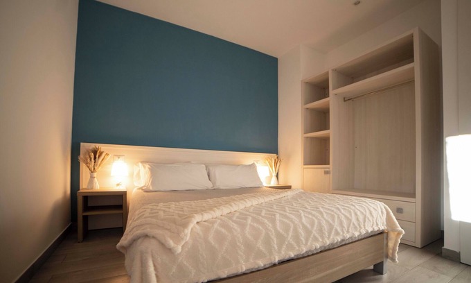 Mattinata House | "saracena" superior holiday home with swimming pool and private beach