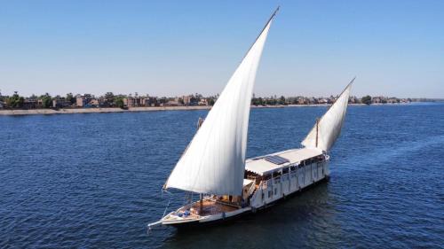 Luxor Boat Rental | Saray El Nile Dahabiya