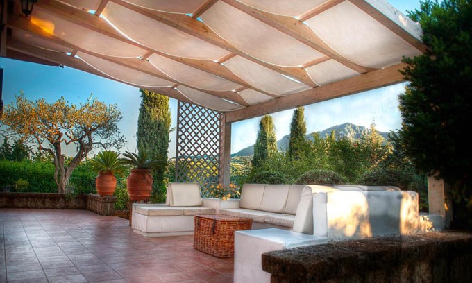 Luogosano Villa | Sarkeep