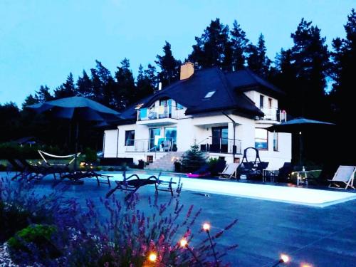 Podmacharce Bed & Breakfast | Saskia Dwór & Spa Willa z basenem