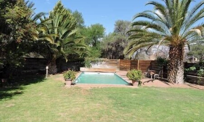 Grunau House | Savanna Guest Farm