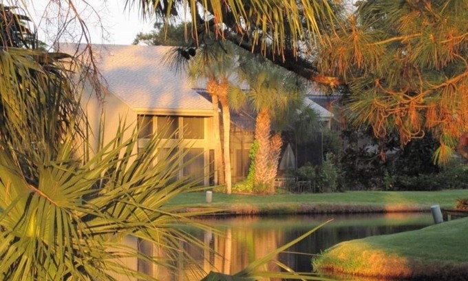 Sawgrass Condo | Sawgrass condo with relaxing lagoon views