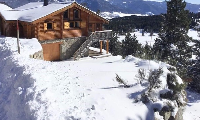 Bolquere Ski Chalet | SCANDINAVIAN CHALET ** ALASKAN ** STANDING