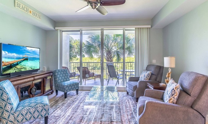 Ruskin House | Scenic 2BR Canal-side Townhome | Little Harbor Escape