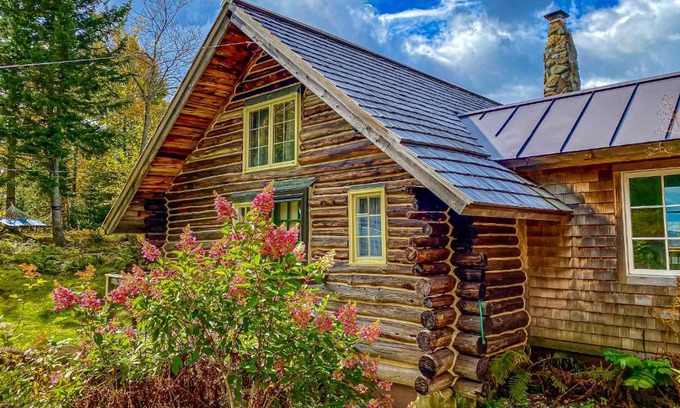 Warren House | Scenic Sourbush