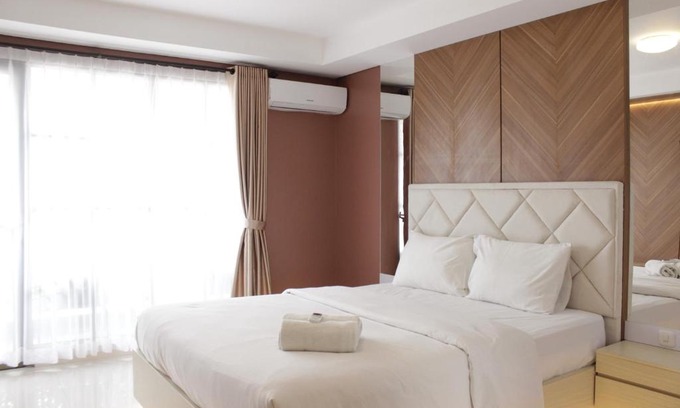 Braga Apartment | Scenic & Stylish Studio Apartment at Tamansari Tera Residence By Travelio