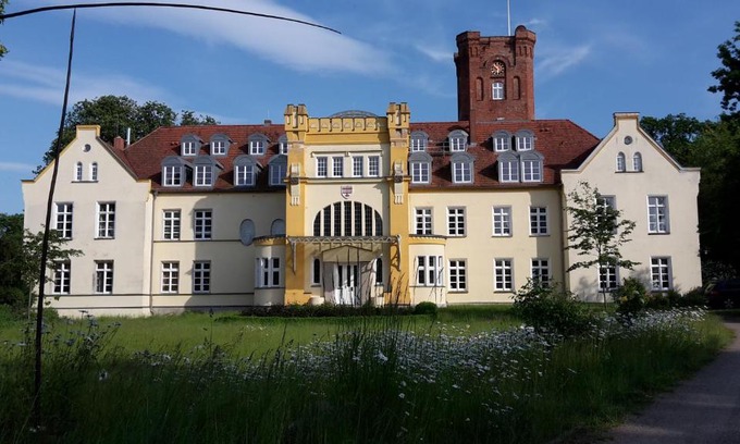 Lelkendorf Apartment | Schloss Lelkendorf, FeWo Groß Gievitz