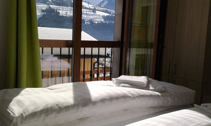 Assachberg Apartment | Schneekristall - App. 1 - 1 bedroom, shower, WC