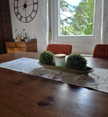 Calw Apartment | Schwarzwald Lodge OG - Perfekt für Familien und Gruppen