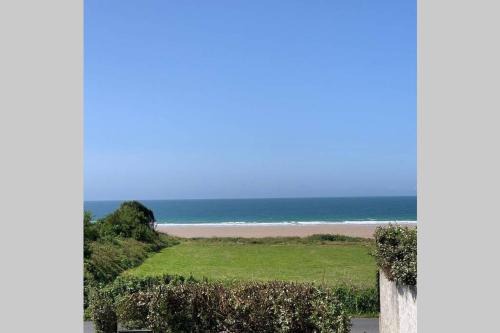 Les Pieux House | SCIOTOT - Bord de mer - La petite maison