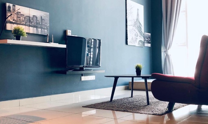 Taman Hock Ann Apartment | Scott Garden - Mid Valley by Leisure2U - Cheap stay, check in out time and price negotiable