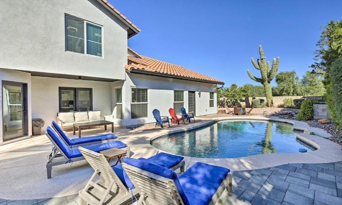 Central Scottsdale House | Scottsdale Oasis with Pool and Putting Green!