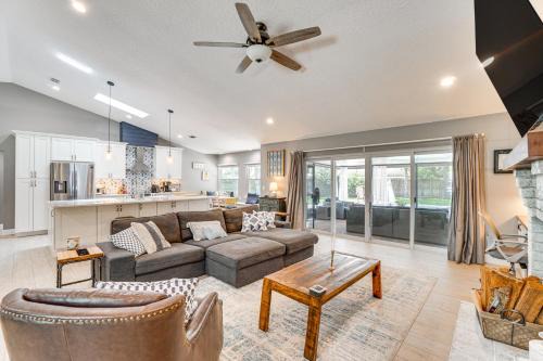 Orlando House | Screened Lanai and Fenced Yard Luxe Orlando Home