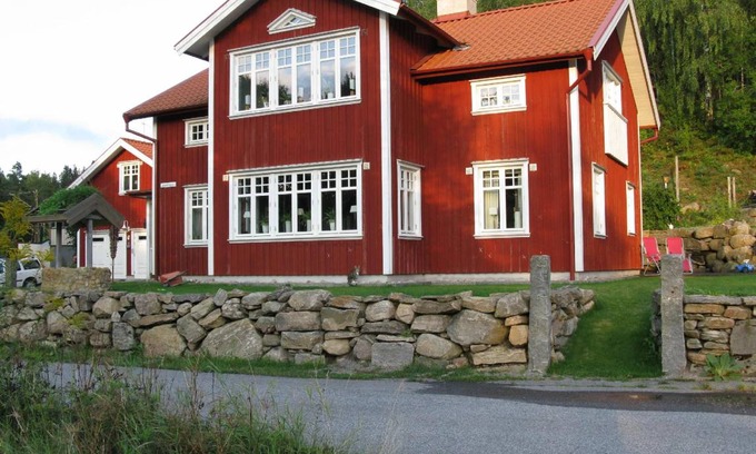 Sjomarken House | 210 m² House ∙ 5 bedrooms ∙ 10 guests