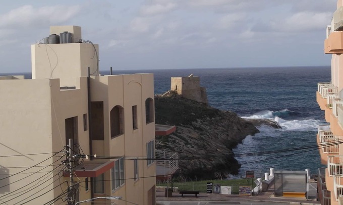 Xlendi Apartment | Sea and Country View 1st Floor Apartment