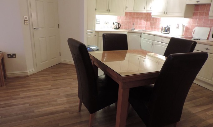 Boscundle Apartment | Sea Breeze Apartment “near the Eden Project”