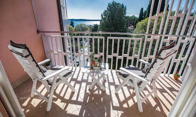 Portoroz Apartment | Sea & Me, pleasant seaside home