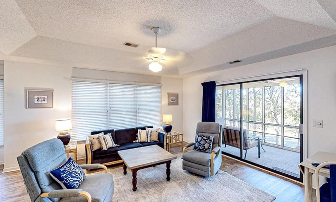 Sea Trail Apartment | Sea Trail Golf Beach 2Br 2Ba
