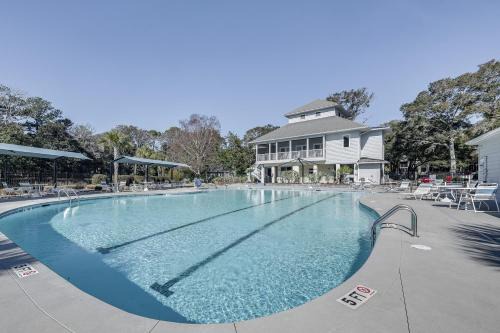 Sea Trail Apartment | Sea Trail Resort Villas Condo with Community Perks!