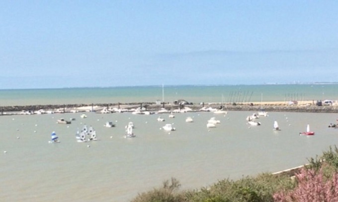 Port District Apartment | Sea view apartment in Chatelaillon Plage at the gates of La Rochelle