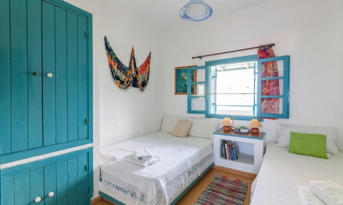 Sissi Apartment | Sea view Cycladic Style House Steps to Sea