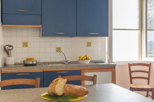 Saline Sadun Apartment | Sea View Home -Bilocale Angolo Cottura Vista Mare 4 pax