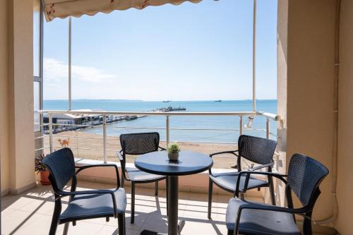 Durres Apartment | Sea View-sunlit Coast Apartment Durrs