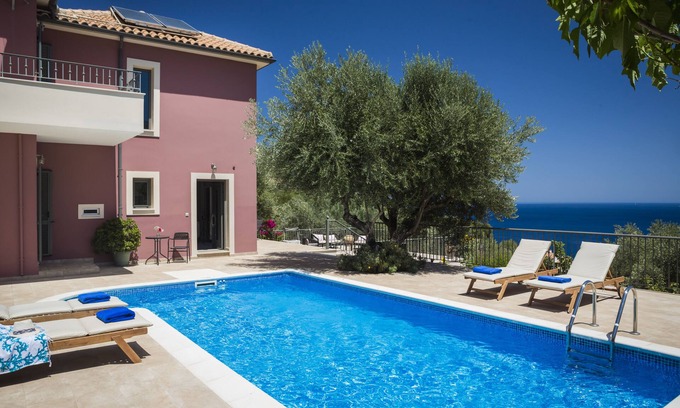 Agia Efimia Villa | Sea view Villa Thalassini Best location in Ag Efimia