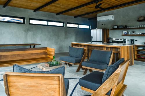 Placencia Villa | Seabird - Villa 28
