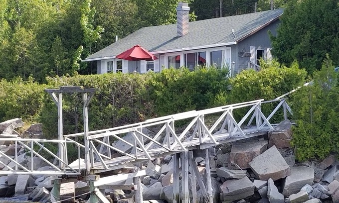 Hall Quarry House | Seabreeze Cottage 20' from the Ocean - Incredible views of Acadia National park.