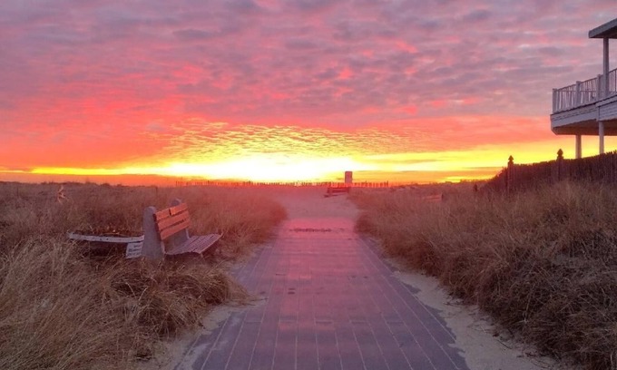 Seabrook Apartment | Seabrook Beach MULTIWEEK/LAST MINUTE DISCOUNT winter rental 12/1-6/15
