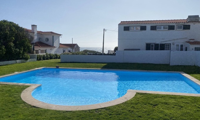 Praia das Macas House | Seafronft Villa With Swimming Pool