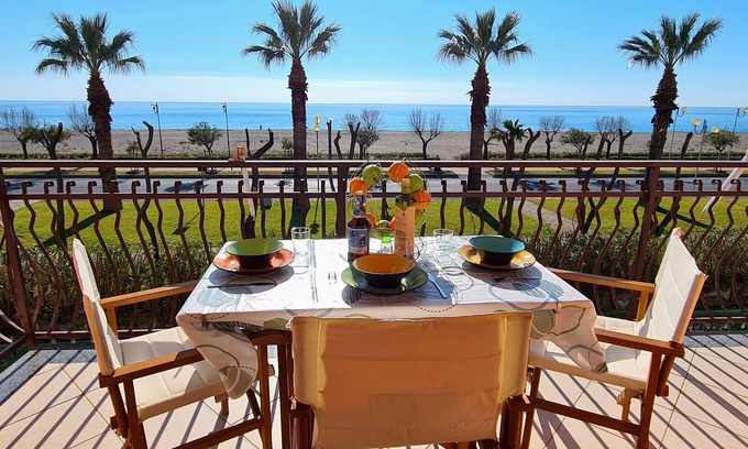 Praia a Mare Apartment | Seafront Apartment for rent only 50 meters from the beach