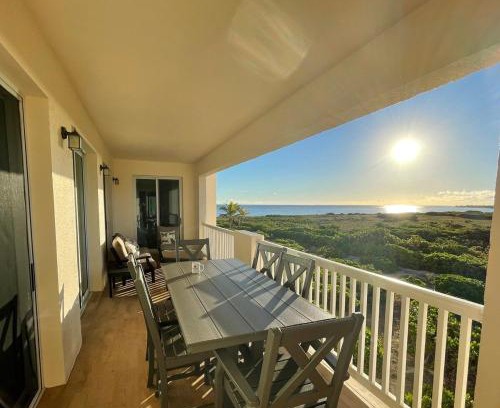 Wheeland Settlement Apartment | Seas the Day TCI -Sonos, Covered Balcony, hot tub