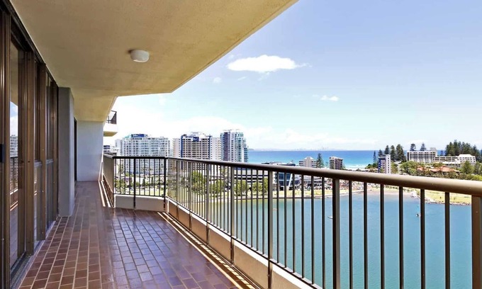 Tweed Heads Apartment | Seascape 1502 - Renovated & Stunning Views