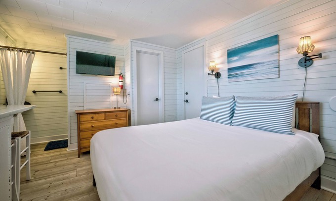 Ocean Bay Park Hotel | Seashore Condo Hotel Junior Suite, Cozy Fire Island Escape, Near Ferry - With Bay Views and Steps from the Beach.