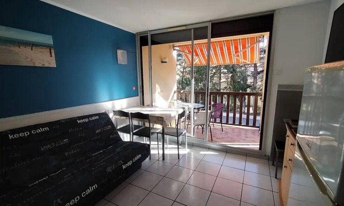 Argeles Plage Apartment | Seaside apartment, air conditioning, parking, swimming pool, 2 bedrooms