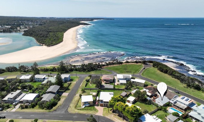 Dolphin Point House | Seaside Escape