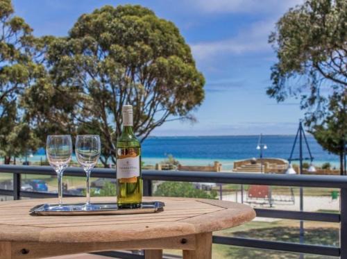 Rockingham Apartment | Seaside Escape Rockingham