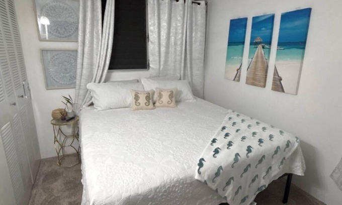McCully - Moiliili Bed & Breakfast | Seaside escape